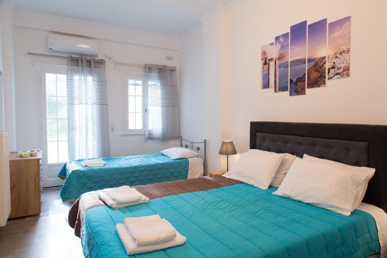 Kamari Beach Houses With Balcony And Garden Εξωτερικό φωτογραφία