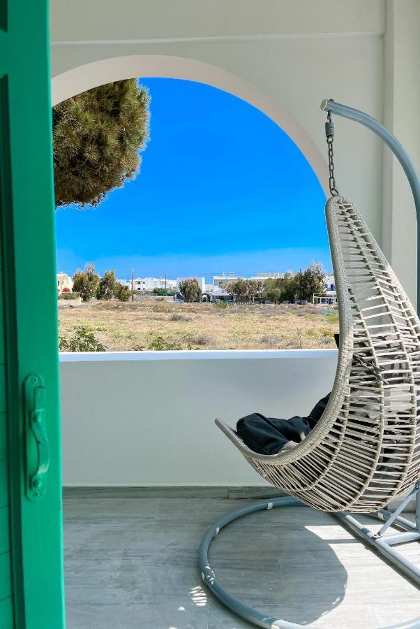 Kamari Beach Houses With Balcony And Garden Εξωτερικό φωτογραφία